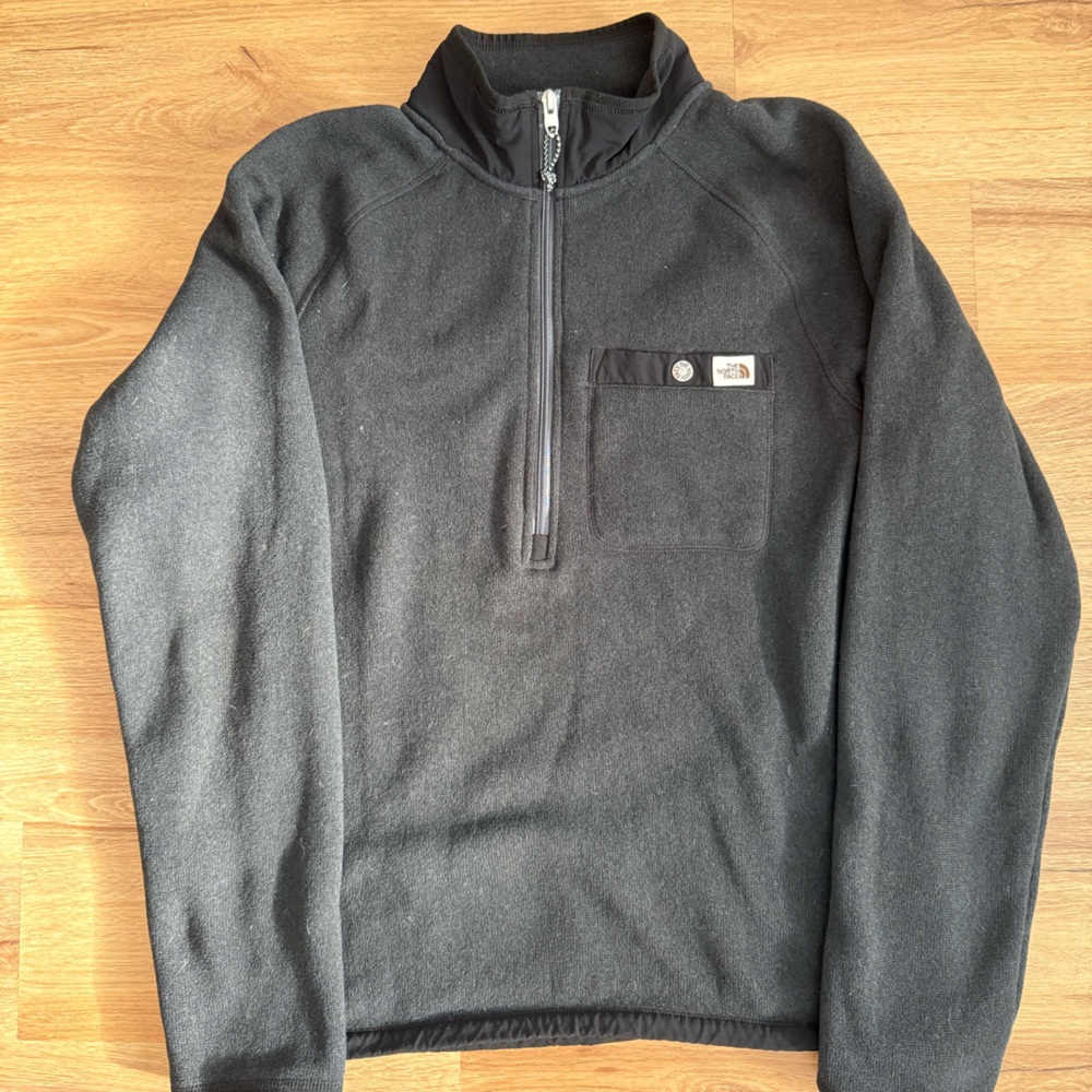 The North Face Men's Black Zip-Up Sweater